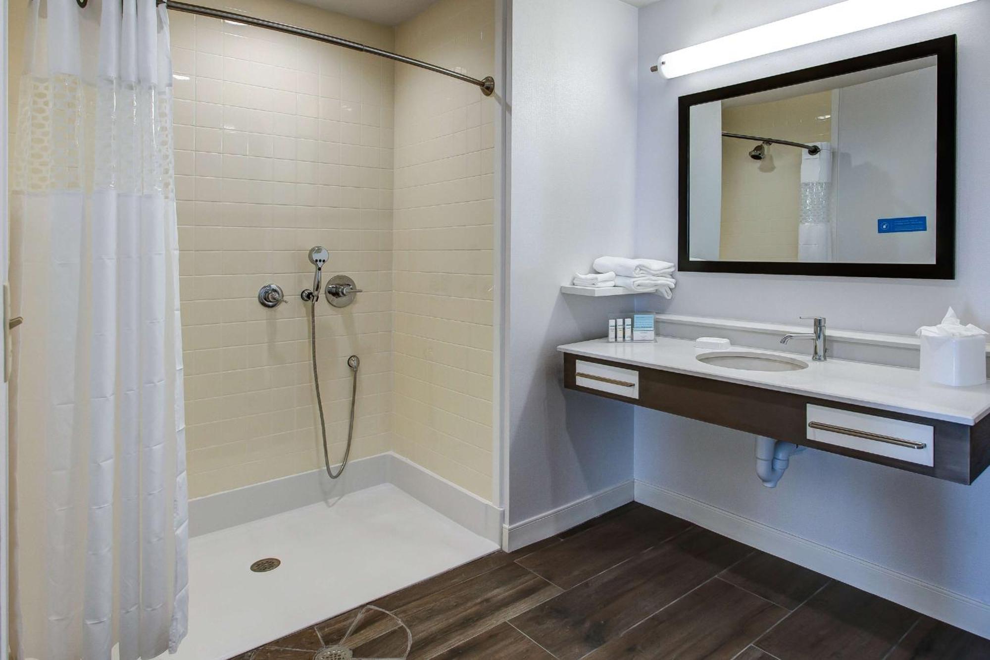 Hampton Inn & Suites-Wichita/Airport, Ks Esterno foto