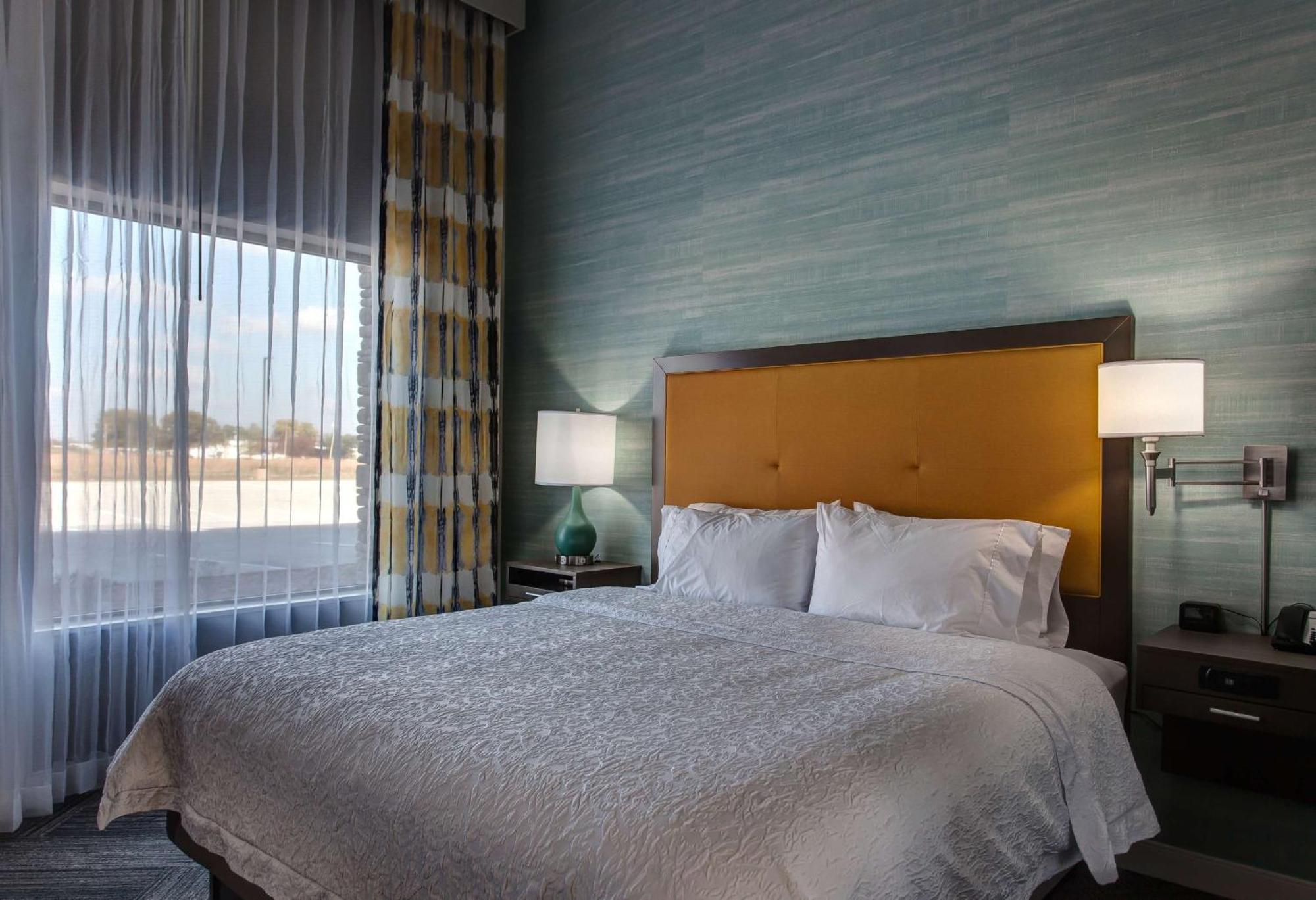 Hampton Inn & Suites-Wichita/Airport, Ks Esterno foto